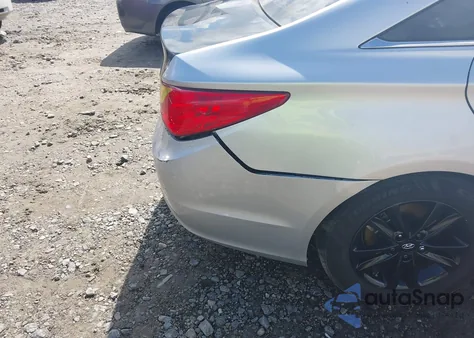 2013 Hyundai Sonata Gls z USA, uszkodzony, nr VIN 5NPEB4AC4DH683622
